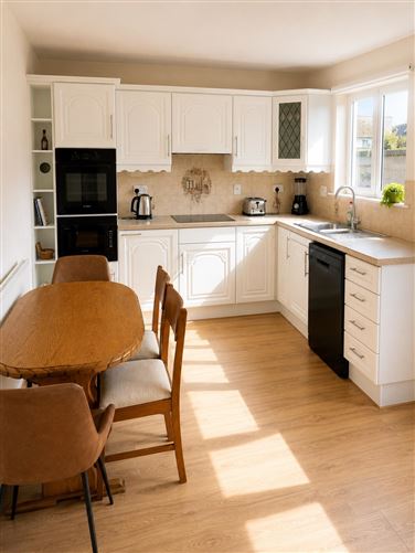 Photo 7 of 28 — 68 Hampton Court, Clontarf, Dublin 3, D03E726
