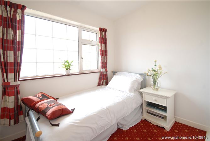 Photo 11 of 13 — 34 RIVERSIDE GROVE, Clonshaugh,   Dublin 17