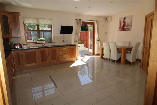 14 Fairways, Dromod, Leitrim