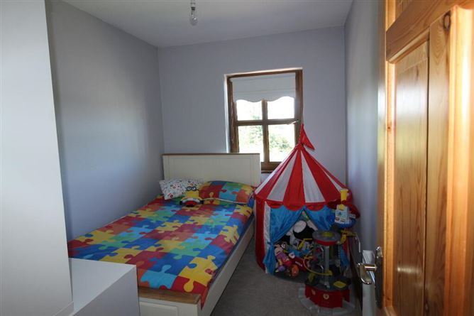 14 Fairways, Dromod, Leitrim