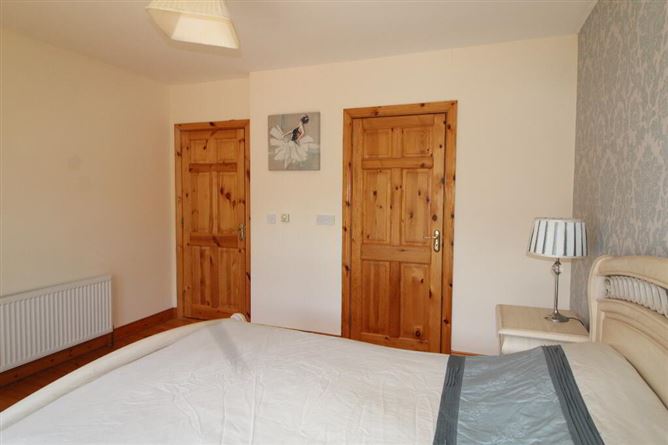 14 Fairways, Dromod, Leitrim
