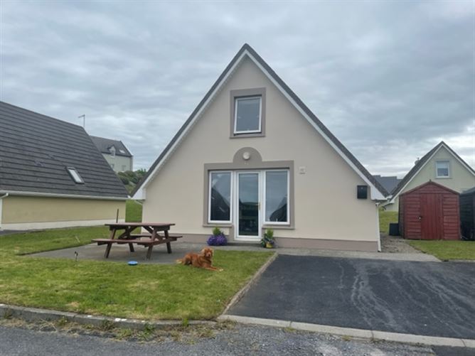 Main image for 15 Ocean View, Lahinch, Clare