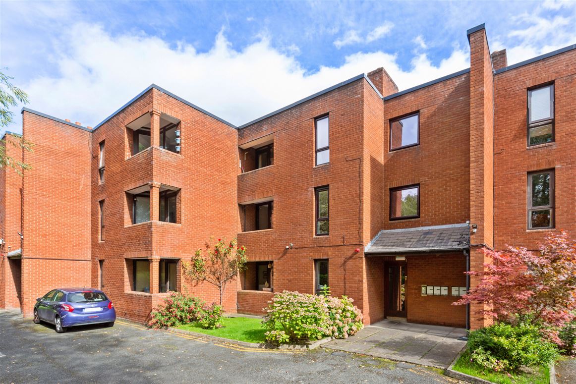6 The Laurels, Rathfarnham, Dublin 14
