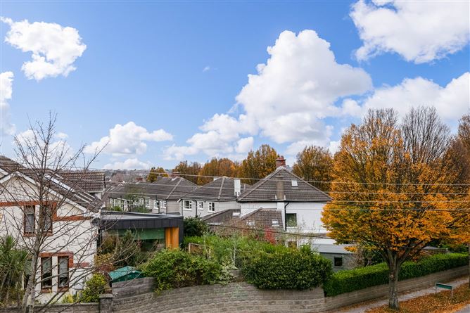 https://photos-a.propertyimages.ie/media/9/4/9/4781949/95e60c7c-905b-4552-bafd-38e9b9401435_l.jpg