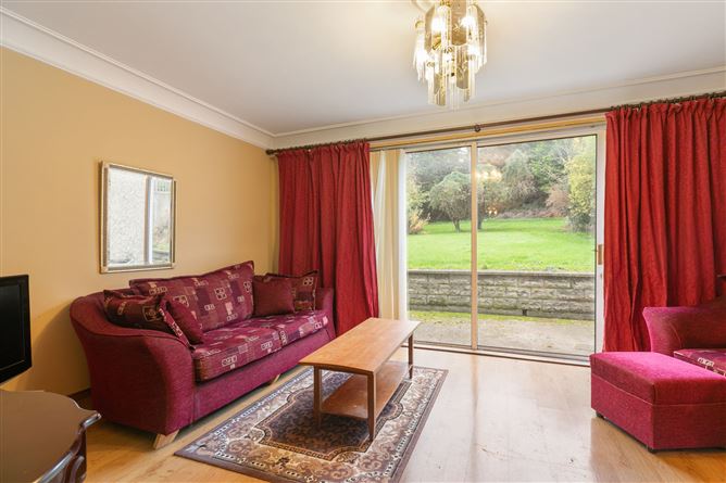 https://photos-a.propertyimages.ie/media/9/4/9/4781949/95e60c7c-905b-4552-bafd-38e9b9401435_l.jpg