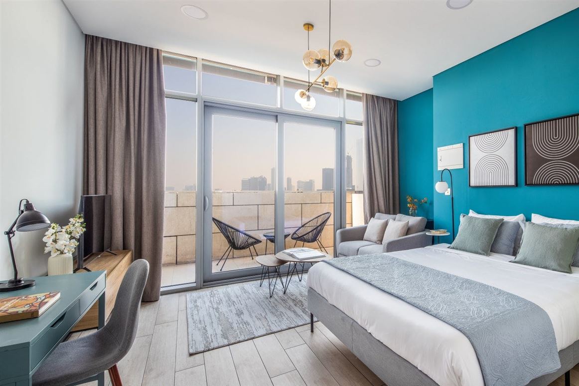 Turquoise Pop, Vacation Rental in Dubai, United Arab Emirates, Dubai