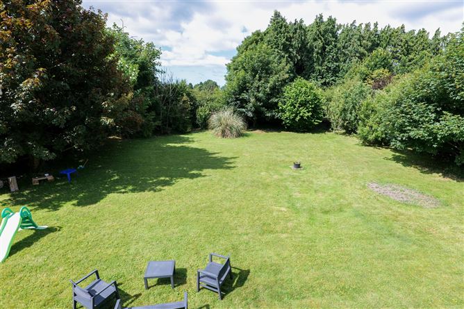 Burren View, Derrydonnell North, Oranmore, Co. Galway