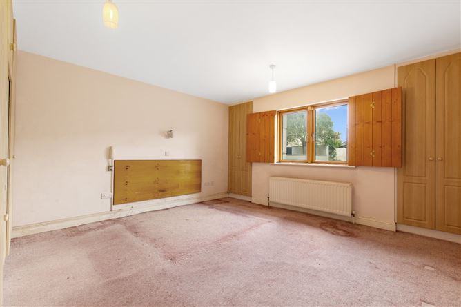 Stephens Court, 86 Patrick Street, Dun Laoghaire, Co. Dublin