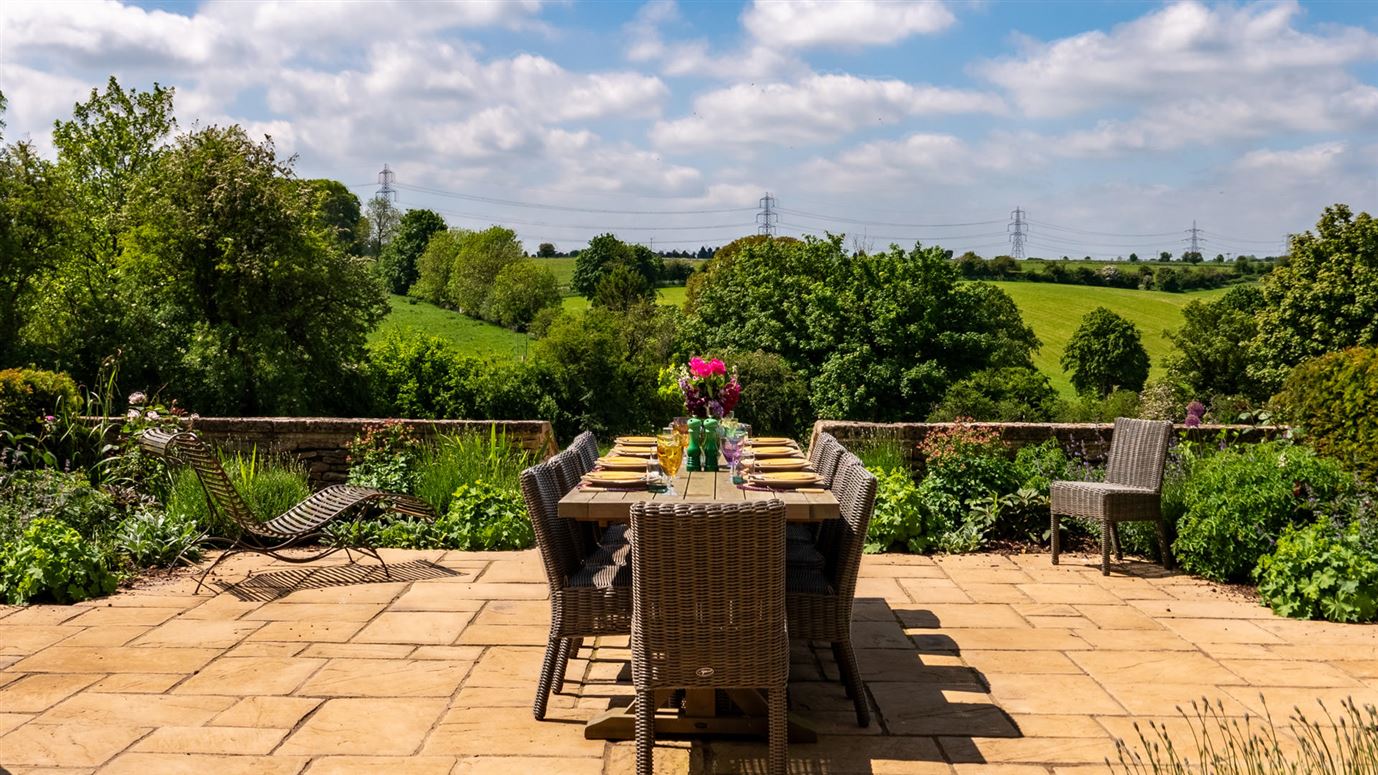 Light of Honey,Aldsworth, Gloucestershire, United Kingdom