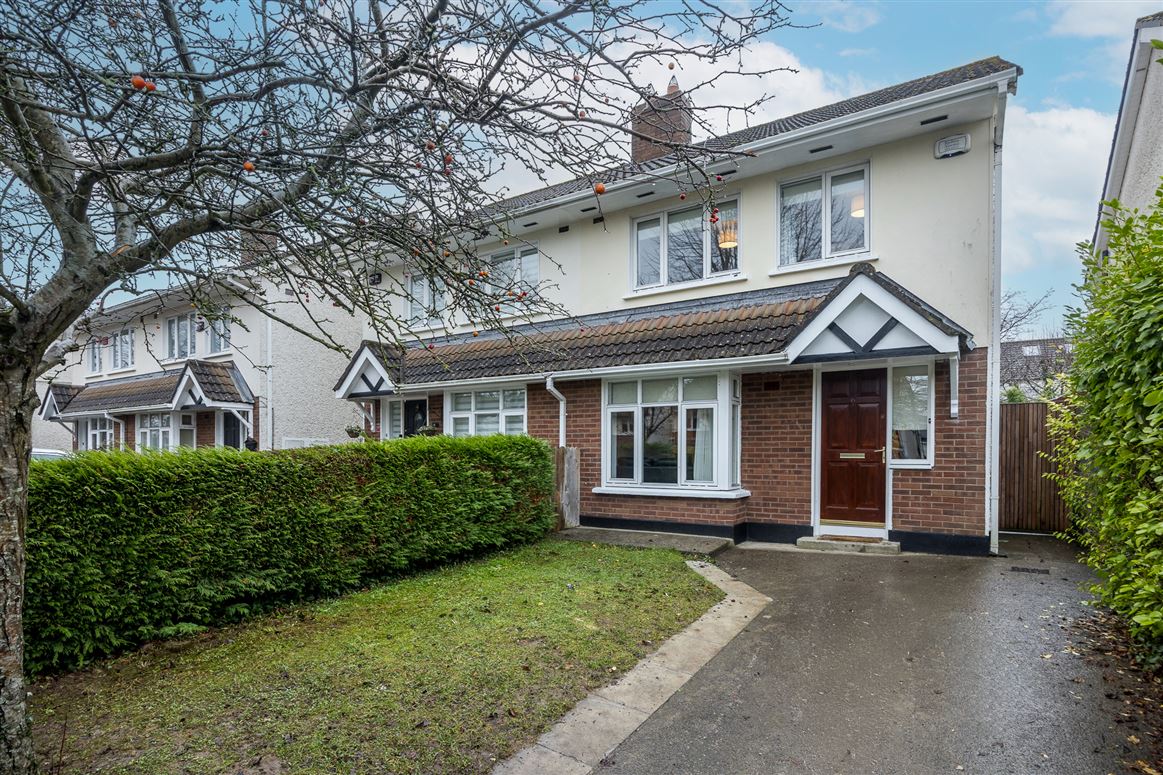 6 Luttrellstown Walk, Castleknock, Dublin 15