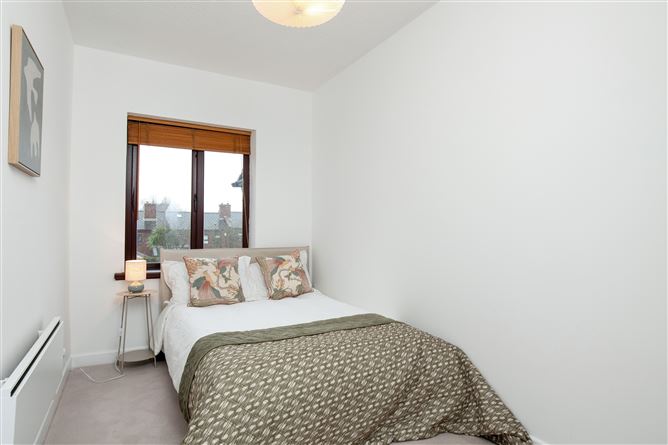 16 Donnybrook Green, Greenfield Park, Donnybrook,   Dublin 4