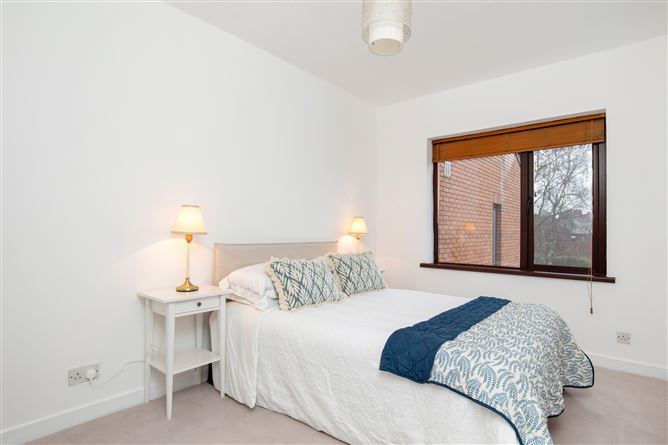 16 Donnybrook Green, Greenfield Park, Donnybrook,   Dublin 4