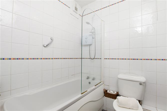 16 Donnybrook Green, Greenfield Park, Donnybrook,   Dublin 4