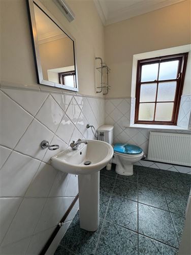 3 The Courtyard, Main Street, Slane, Meath