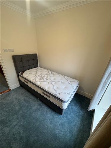 3 The Courtyard, Main Street, Slane, Meath