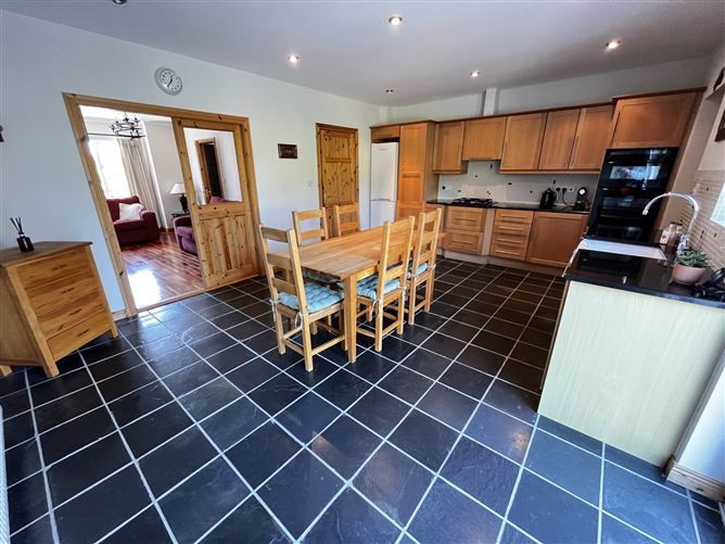 Photo 10 of 19 — 199 Cartur Mor, Clybaun Road, Knocknacarra, Galway, County Galway
