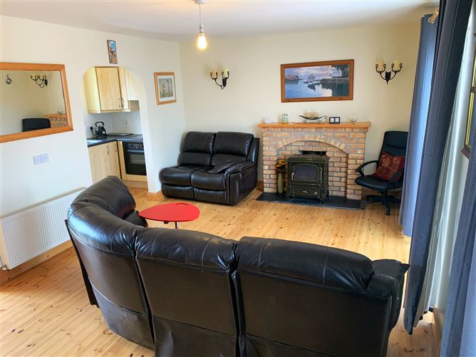 24 Cois Cuan, Arthurstown, Wexford