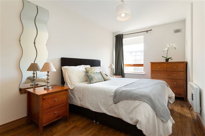 106 Castleforbes Square, IFSC, Dublin 1