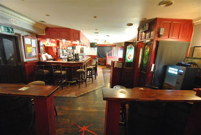 Spains Public House, Main St, Shinrone, Co. Offaly