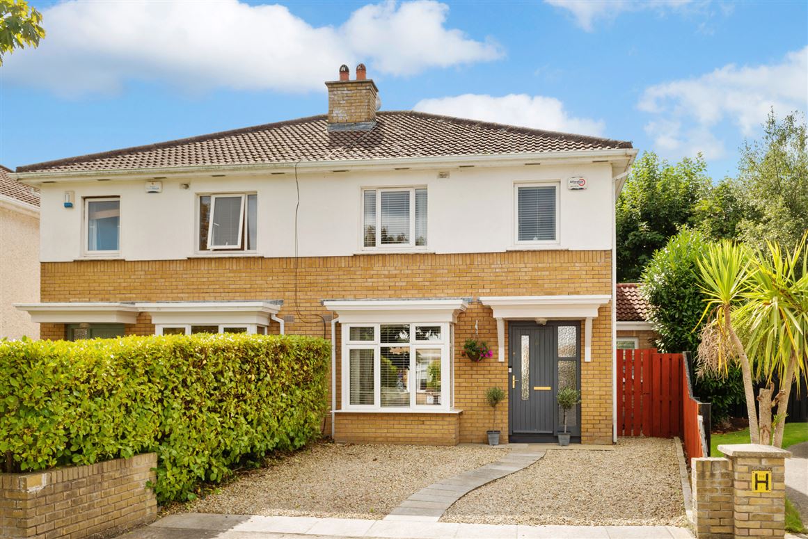 11 Woodstown Way, Knocklyon, Dublin 16 Sherry FitzGerald Templeogue
