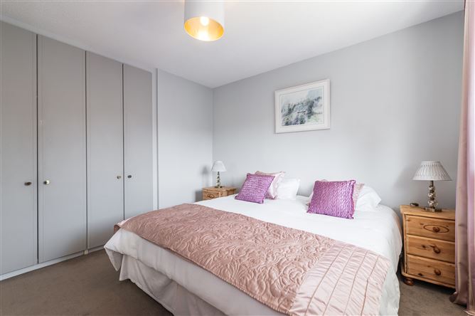 191 Roebuck Castle, Clonskeagh, Dublin 14