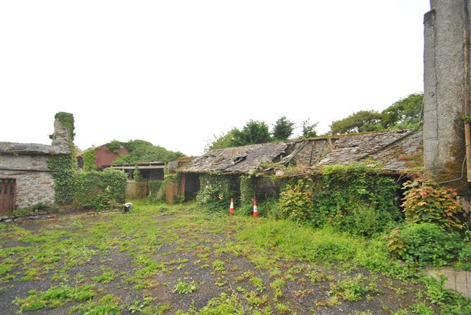 Main St, Shinrone, Birr, Co. Offaly