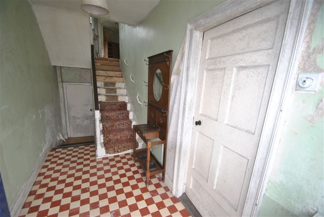 Main St, Shinrone, Birr, Co. Offaly