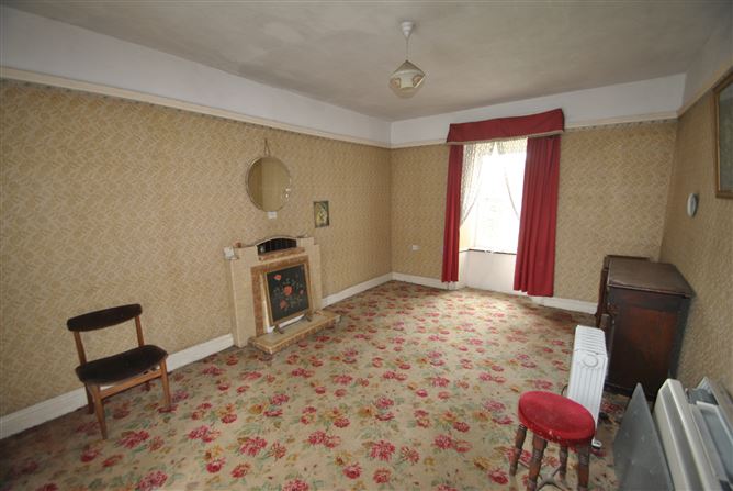 Main St, Shinrone, Birr, Co. Offaly