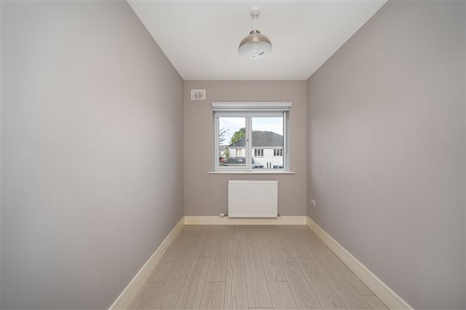 2 The Crescent, The Hawthorns, Tullamore, Offaly