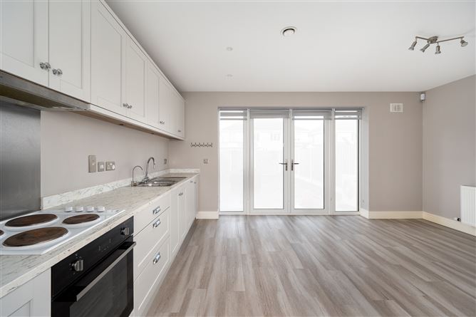 2 The Crescent, The Hawthorns, Tullamore, Offaly