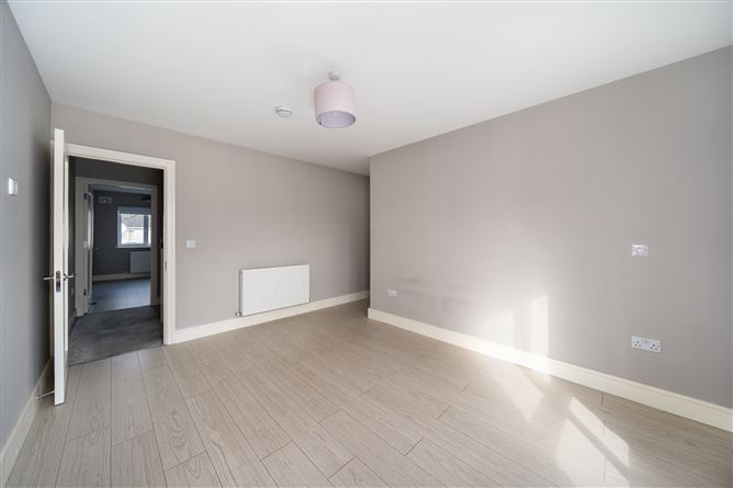 2 The Crescent, The Hawthorns, Tullamore, Offaly