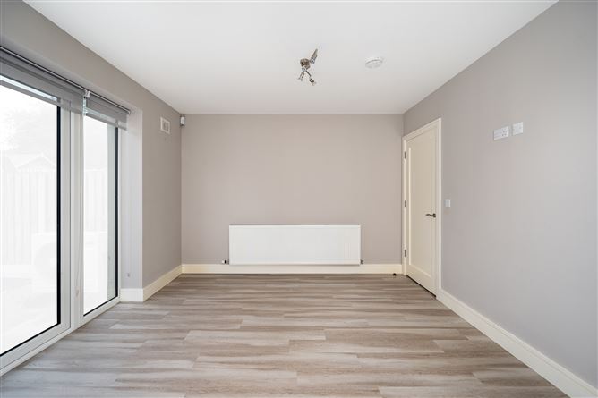 2 The Crescent, The Hawthorns, Tullamore, Offaly