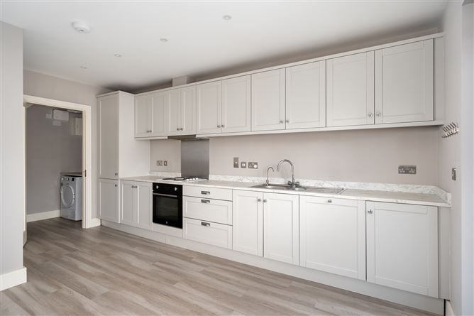 2 The Crescent, The Hawthorns, Tullamore, Offaly