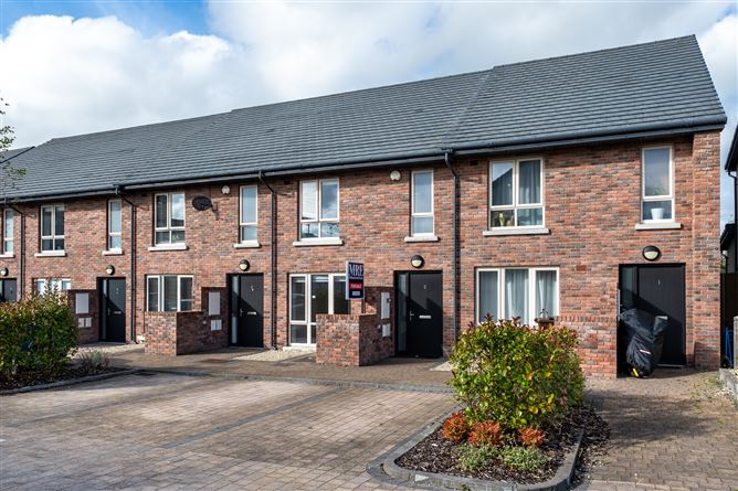 2 The Crescent, The Hawthorns, Tullamore, Offaly