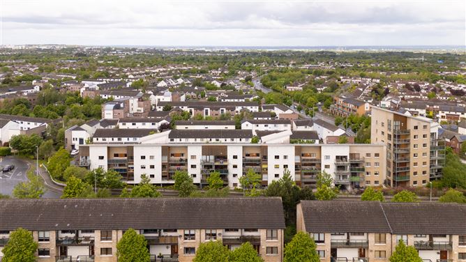 Photo 24 of 26 — 52 Hunters Hall, Ballycullen, Dublin 24