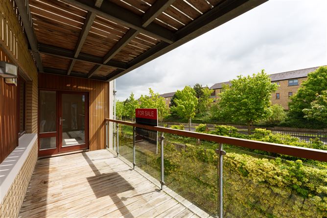 Photo 19 of 26 — 52 Hunters Hall, Ballycullen, Dublin 24