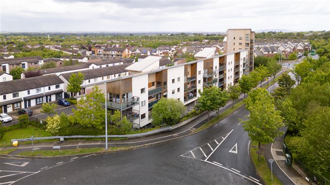 Photo 25 of 26 — 52 Hunters Hall, Ballycullen, Dublin 24