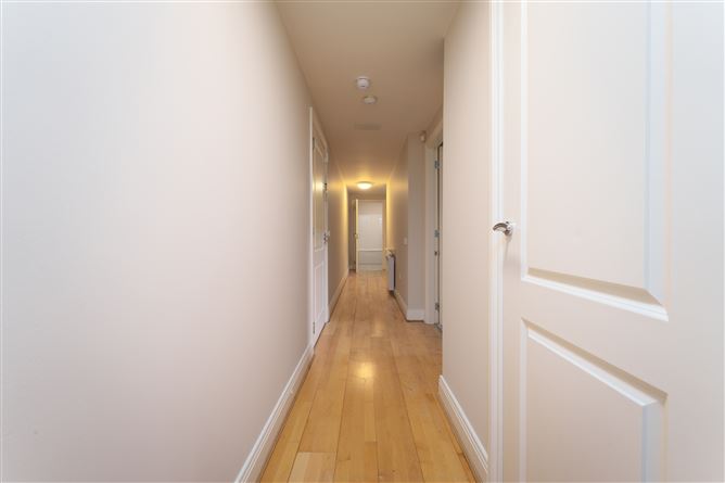 Photo 13 of 26 — 52 Hunters Hall, Ballycullen, Dublin 24