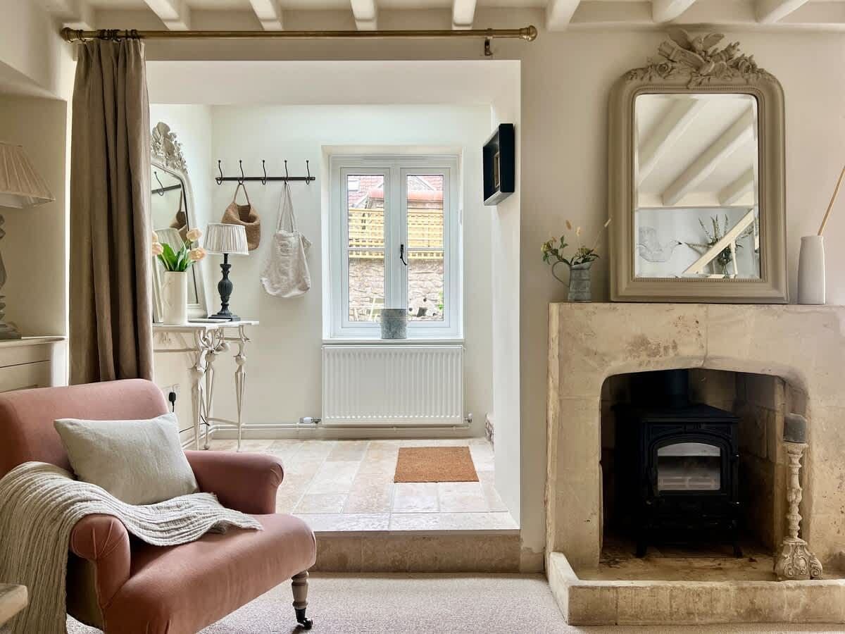 Photo 1 of 19 — Quiet Cottage,Nunney, Somerset, United Kingdom