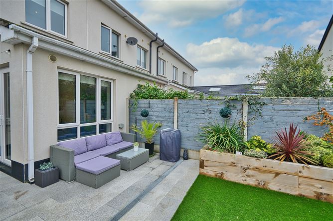 5 The Avenue, Aubrey Manor, Rathcoole, County Dublin