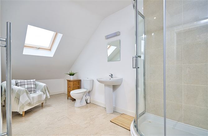 5 The Avenue, Aubrey Manor, Rathcoole, County Dublin
