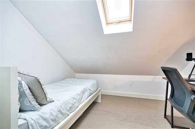 5 The Avenue, Aubrey Manor, Rathcoole, County Dublin