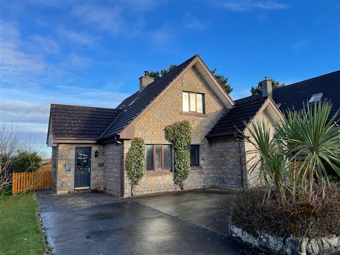 44 Renville Village, Oranmore, Galway