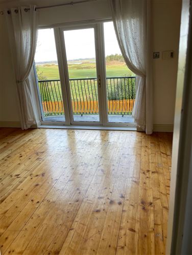 44 Renville Village, Oranmore, Galway
