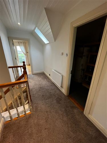 44 Renville Village, Oranmore, Galway