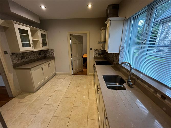 44 Renville Village, Oranmore, Galway