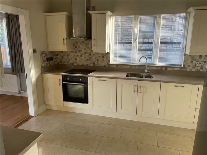 44 Renville Village, Oranmore, Galway
