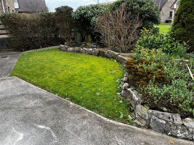 44 Renville Village, Oranmore, Galway