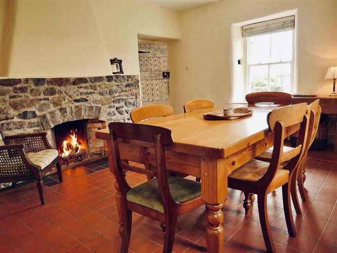 Master Walshe House, Clonfanlough, Ballinahown, Athlone, Offaly