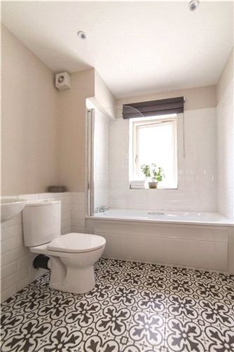 13 Silverbrook Park, Arden Road, Tullamore, Co. Offaly